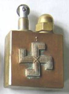 Зажигалки с символикой Третьего рейха. 