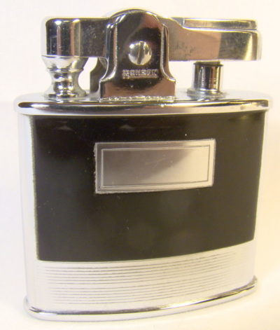 Зажигалки фирмы Ronson модели «Standard». Выпускались с 1939 года.
