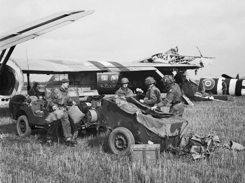Неудачная посадка британских планеров. Сентябрь 1944 г.