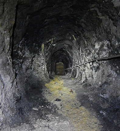 Тоннель в пещере Гротт-о-Фе. 