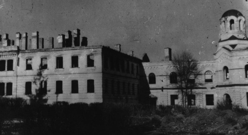 Руины в городе. Март 1944 г.