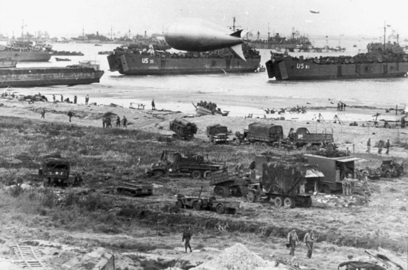 Вид на пляж «Омаха». 12 июня 1944 г.