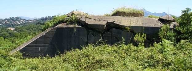 Развалины бункера М612.