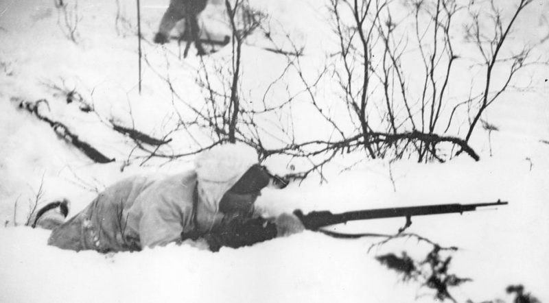 Финские солдаты на позиции. Февраль 1940 г.