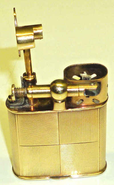 Зажигалки «Sarastro Diksi» немецкой фирмы B & S SILVER, выпускались с 1929 года.