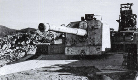 Башня со 150-мм корабельным орудием. 