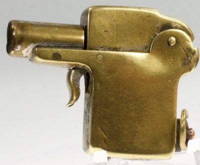 Зажигалка немецкой фирмы Kellermann, выпускалась в 1930-х годах.