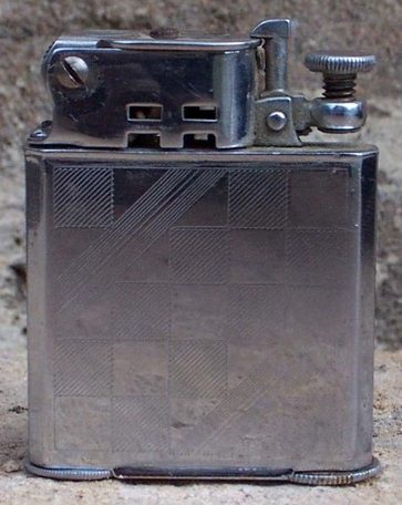 Зажигалки фирмы Abdulla, выпускались с 1933-го года. 