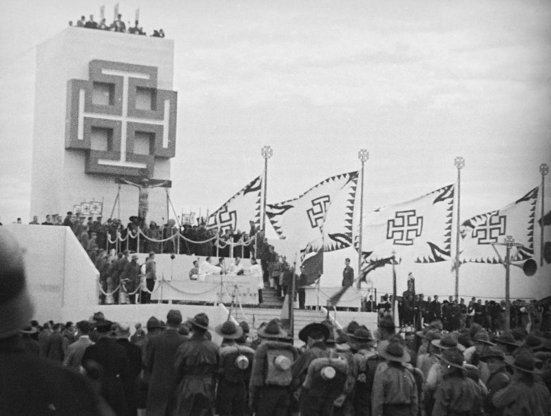 Митинг представителей австрофашистов из «Отечественного фронта».