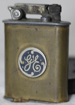 Зажигалки фирмы Bettini Lighter Corporation, выпускались в 1930-х годах. 