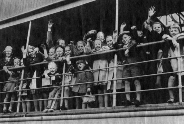Эвакуация детей из Финляндии. 1941 г. 
