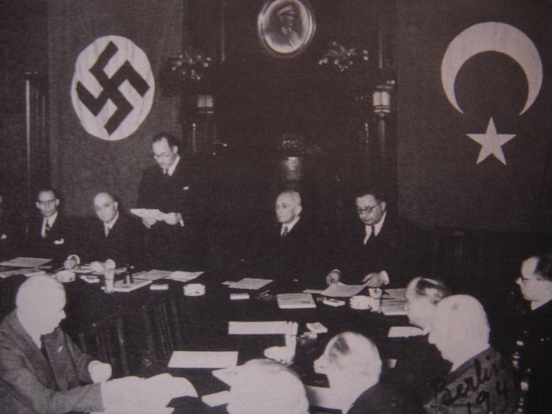 Очередной разворот турецкой политики. Подписание турецко-немецкого договора о дружбе 18 июня 1941 года.