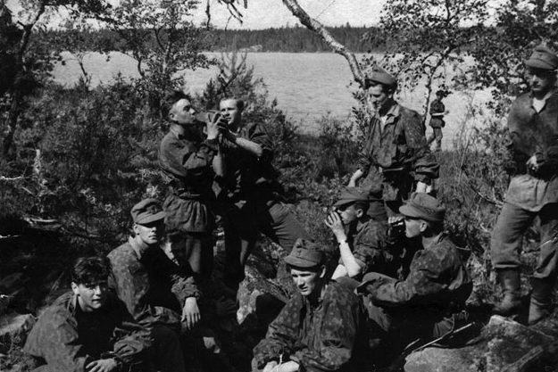 Шведские добровольцы 6-й горнопехотной дивизии СС «Норд». 1942 г. 