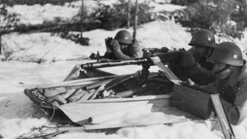 Шведские добровольцы 6-й горнопехотной дивизии СС «Норд». 1942 г.