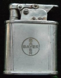 Зажигалки фирмы Bebe, выпускались в 1930-1940-х годах.