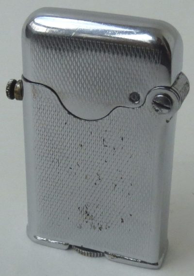Зажигалки «Single Claw» фирмы Thorens, выпускались в 1930-х годах.