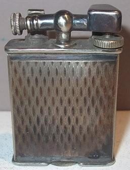 Зажигалки «Beacon» фирмы Parker, выпускались в 1930-х годах. 