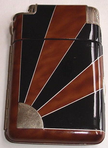 Зажигалки-портсигары фирмы Marathon, выпускались в 1940-м году. 