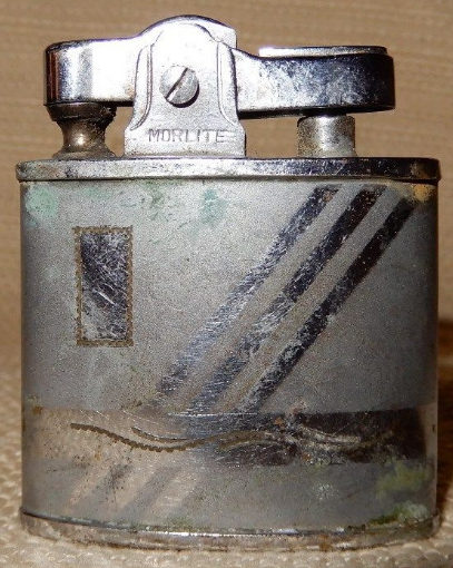Зажигалки фирмы Morlite, выпускались в1940-х годах. 