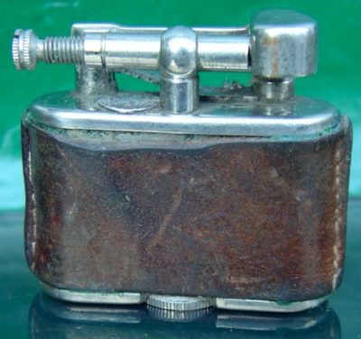 Зажигалка фирмы Conty выпускалась в 1930-х годах.