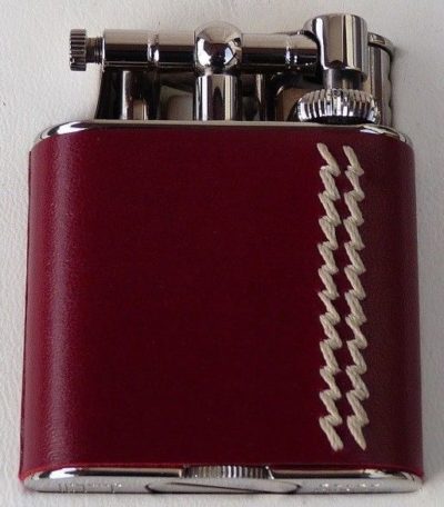 Зажигалки «Unique Sport» фирмы Dunhill, выпускались в 1930-х годах.