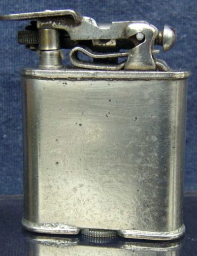 Зажигалки фирмы Polo, выпускались в 1930-1940-х годах.