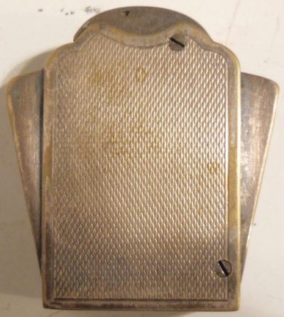Зажигалки фирмы Quercia, выпускались в 1930-х годах.