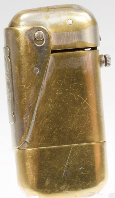 Зажигалки фирмы Seron, выпускались в 1930-е годы. 