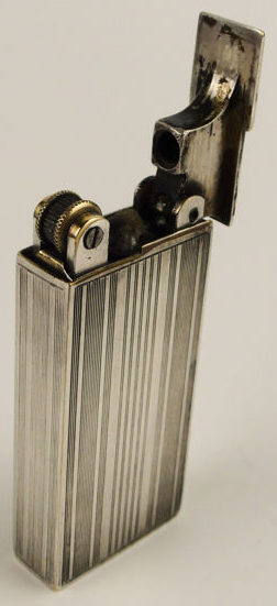 Зажигалки фирмы Stellor Vega, выпускались в 1930-е годы.