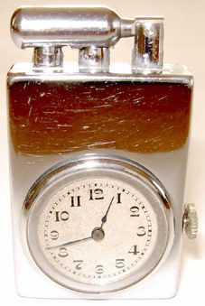 Зажигалки фирмы Various, выпускались в 1940-х годах. 