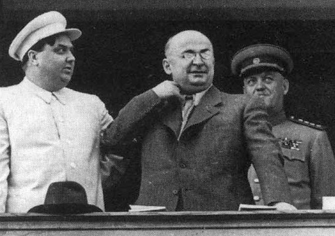 Берия и Маленков. 1933 г. 