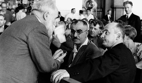 Слева направо: Филипп Махарадзе, Мир Джафар Багиров и Лаврентий Берия. 1935 г.