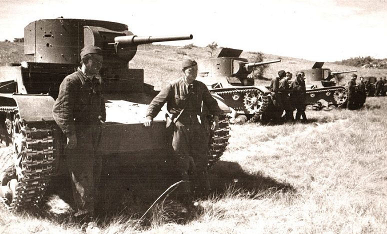 Советские танкисты. 