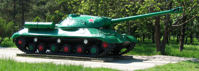 Памятник-танк ИС-3м.