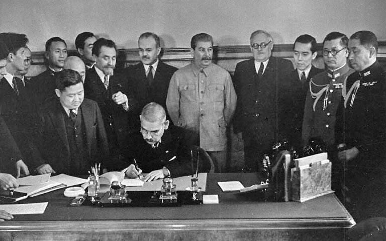 Подписание советско-японского пакта о нейтралитете. 13 апреля 1941 г. 