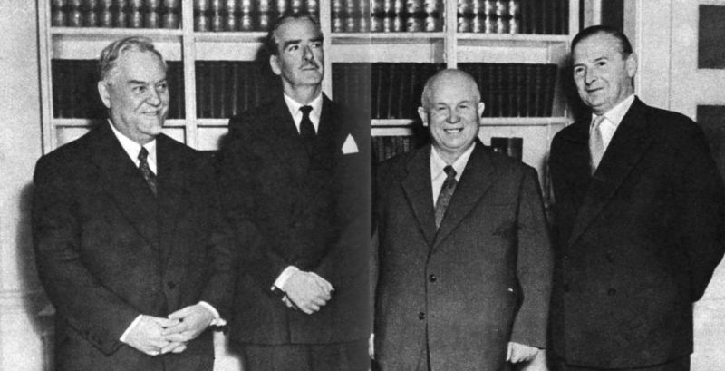 Н. А. Булганин, А. Иден, Н. С. Хрущев и министр иностранных дел Англии Селвин Ллойд. Лондон, апрель 1956 г.