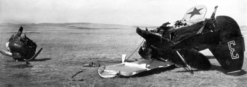 Сбитые советские истребители И-15 бис. 1939 г.