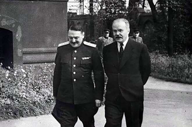 Андрей Жданов и Вячеслав Молотов. 1946 г. 