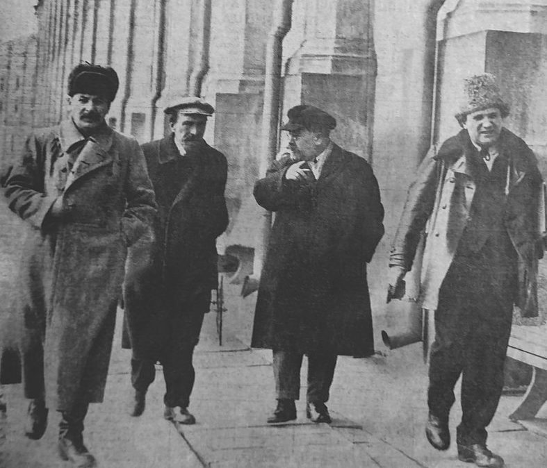  Иосиф Сталин, Алексей Рыков, Лев Каменев и Григорий Зиновьев. Апрель 1925 г. 