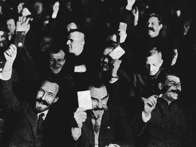 Рыков, Скрыпник и Сталин на XV съезде ВКП(б). 1927 г.