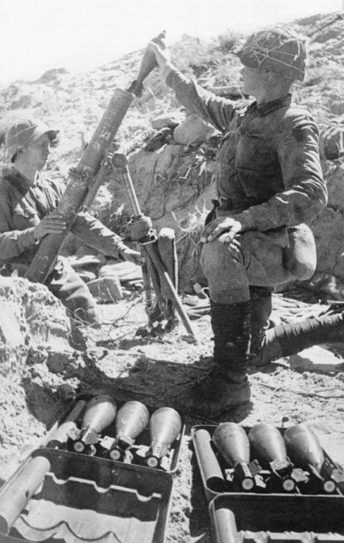 Советские артиллеристы. 1939 г. 
