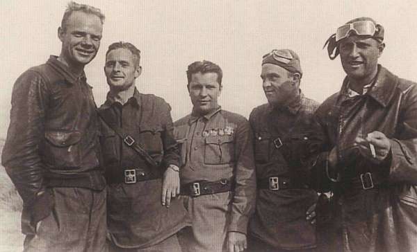 Советские летчики. 1939 г. 