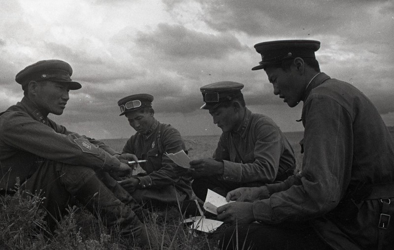 Монгольские офицеры. 1939 г. 