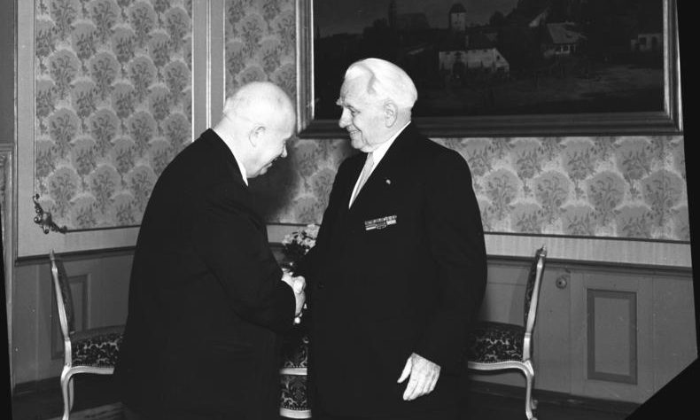 Н.С. Хрущев и Вильгельм Пик. Март 1959 г.
