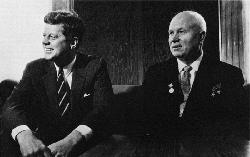 Джон Кеннеди и Никита Хрущев. Июнь 1961 г.