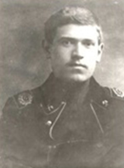 Воробьев – студент горного института. 1916 г. 