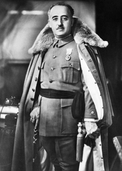 Генерал Франсиско Франко – будущий диктор Испании.