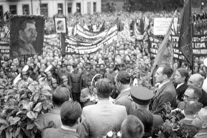 Митинги в Вильнюсе за Советскую власть в Литве. Июль 1940 г.