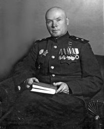 Генерал-лейтенант Лелюшенко 1943 г. 
