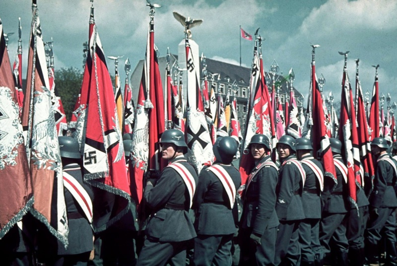 Парад в Берлине в честь 50-летия А.Гитлера. Апрель 1939 г. 